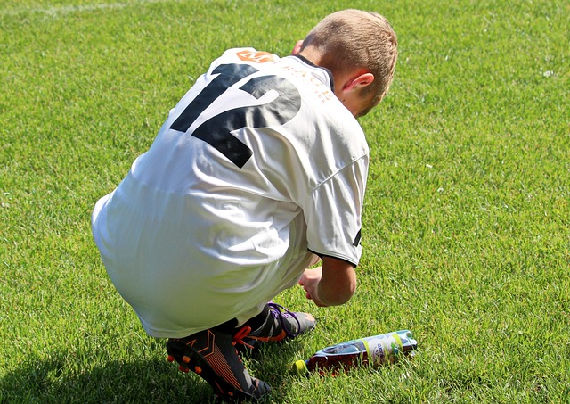 示出他不仅 示出他不仅